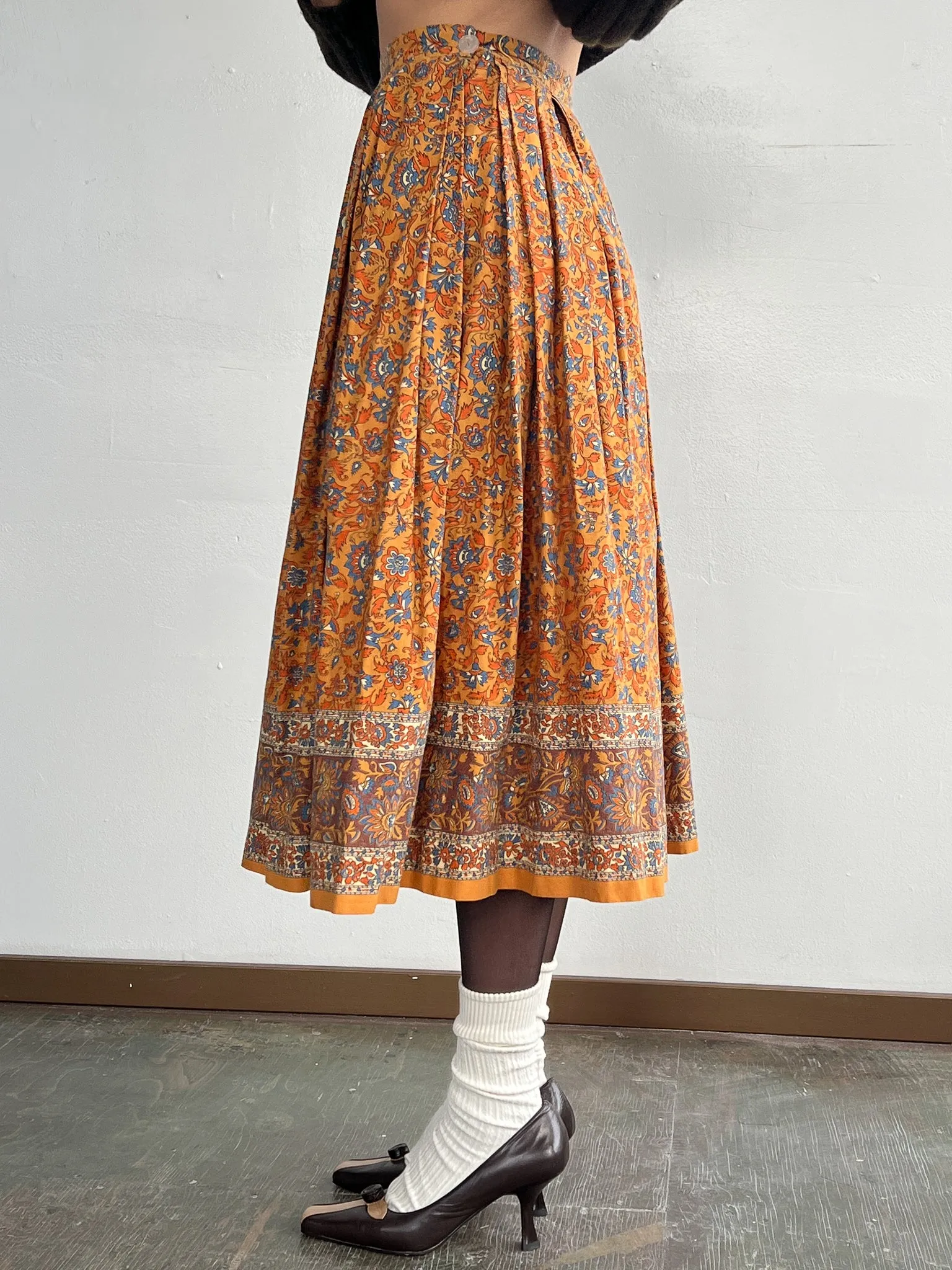 Amber Paisley Skirt (S)