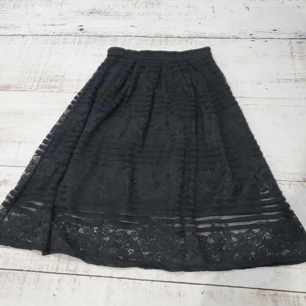 Annabelle Skirt Large