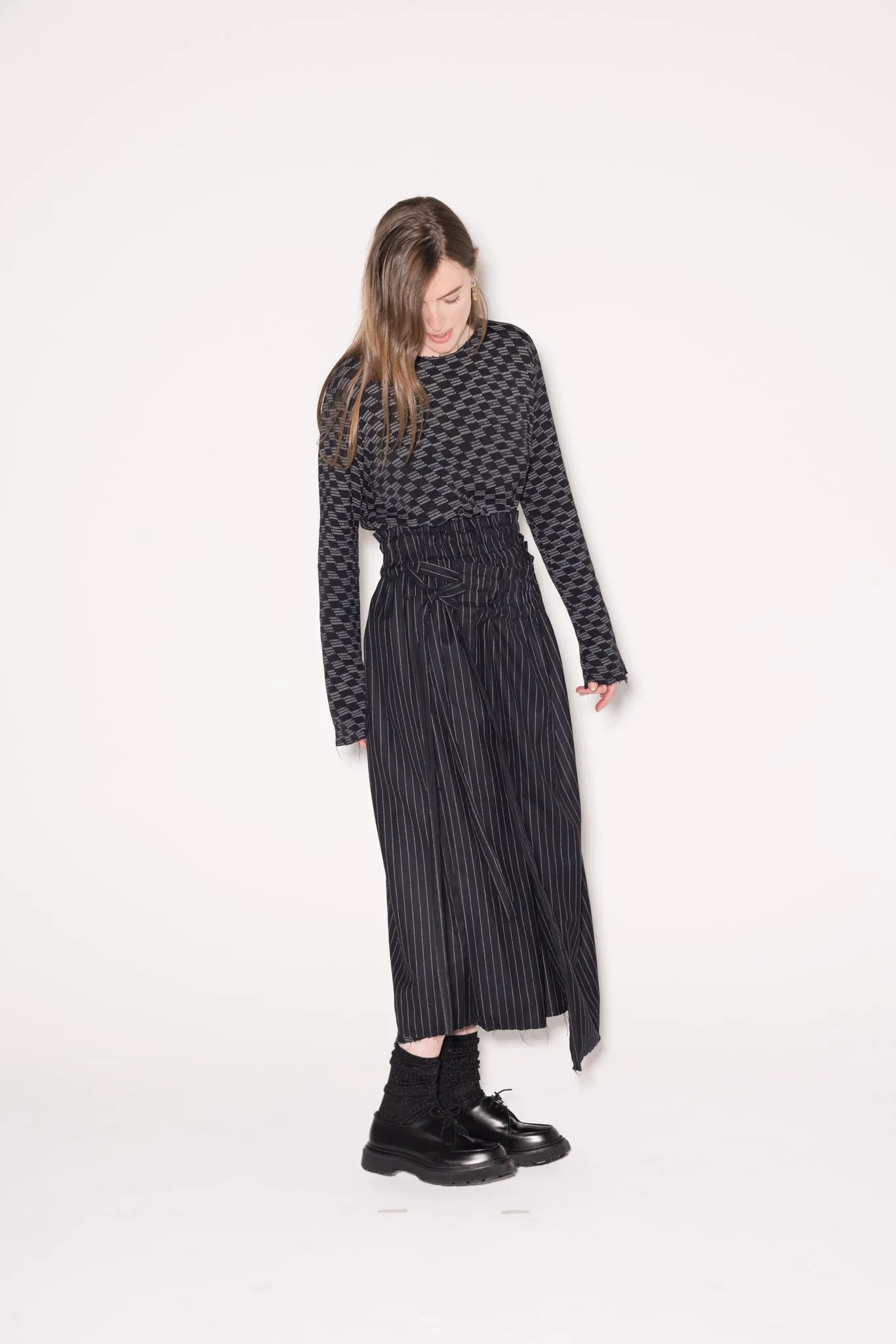 Breathe Skirt | Black Pinstripe