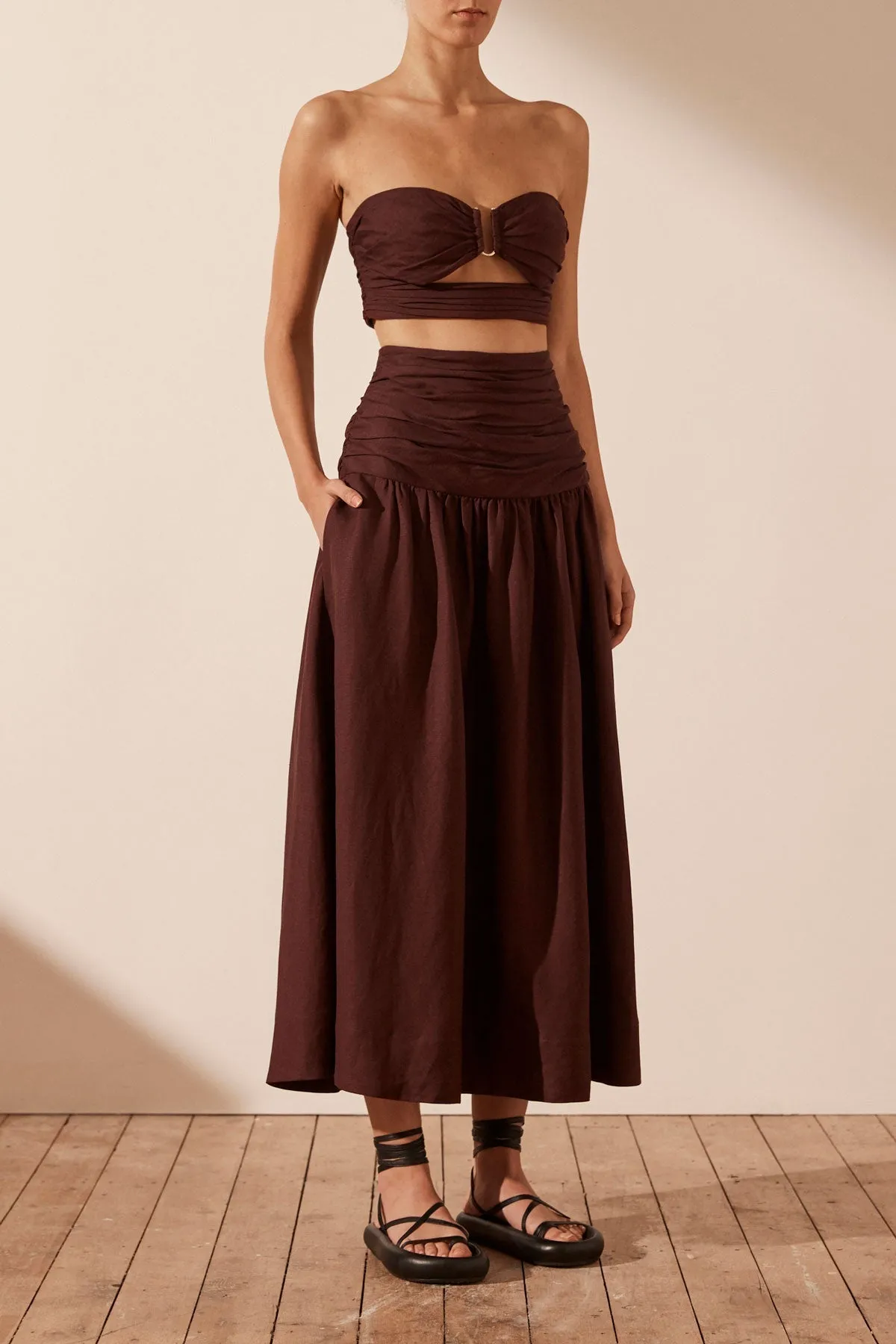 Luxurious Cocoa Ruched Linen Midi Skirt - Cézanne Collection