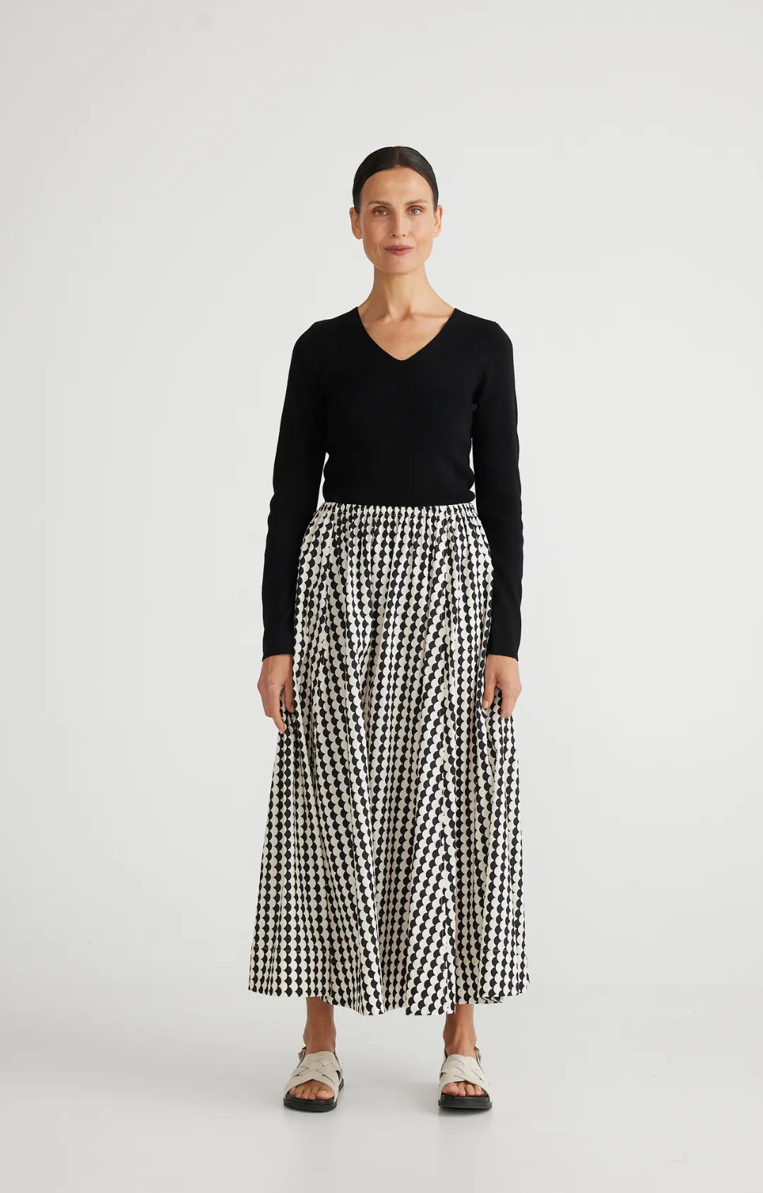 Floki Skirt - Black & Off-White Scallop