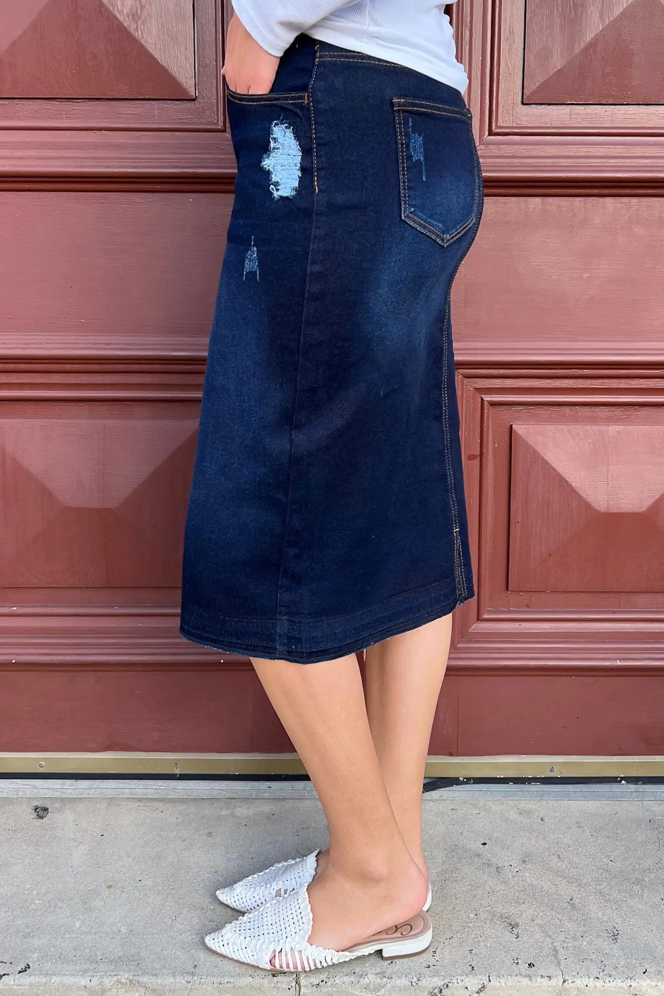 Gianna Distressed Denim Skirt (Dk. Indigo)