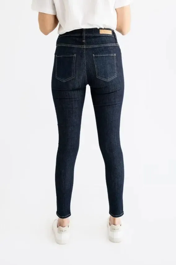 ORGANIC DENIM ELWOOD SKINNY ANKLE INDIGO by Keeper Denim