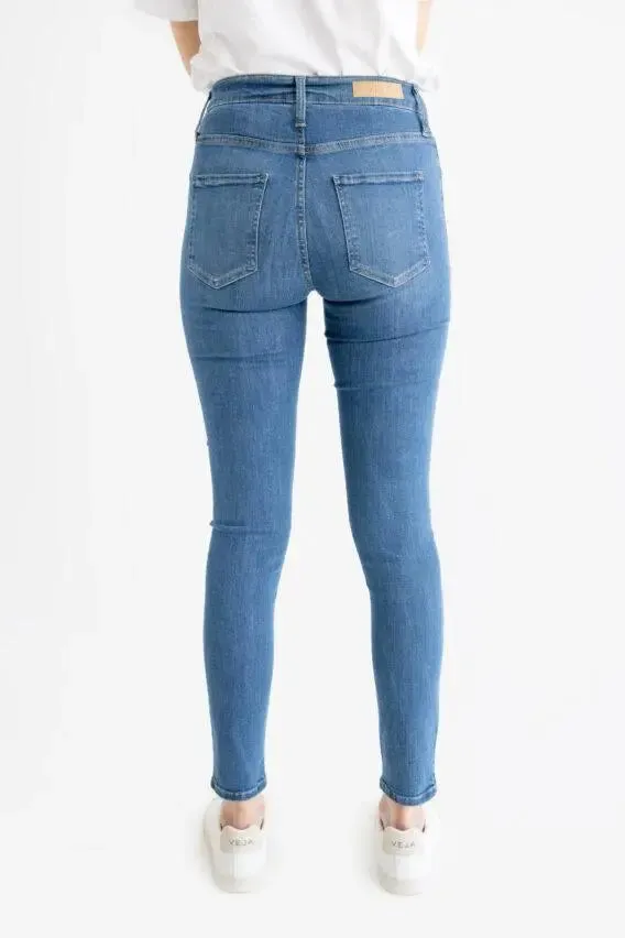 ORGANIC DENIM ELWOOD SKINNY ANKLE INDIGO by Keeper Denim