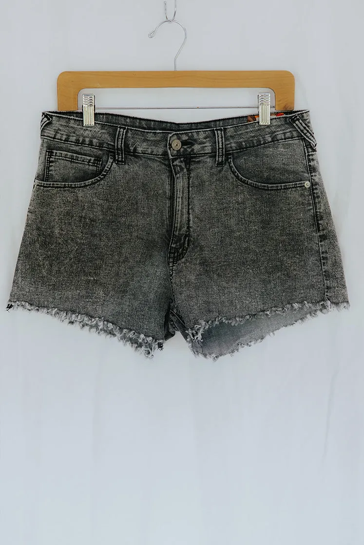 Peace Pocket Denim Short - #3