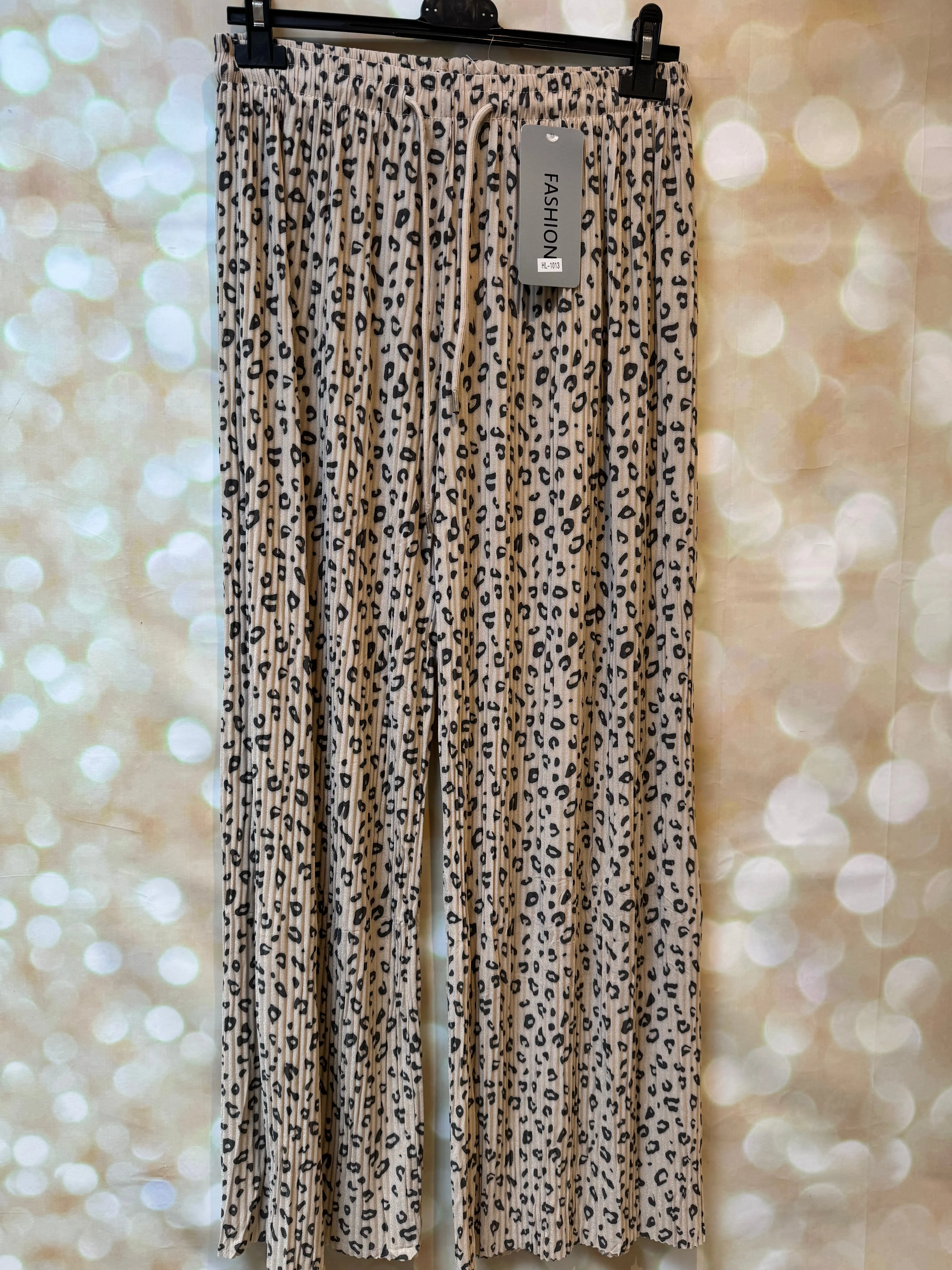 Pleated Wide leg  leopard palazzo trousers