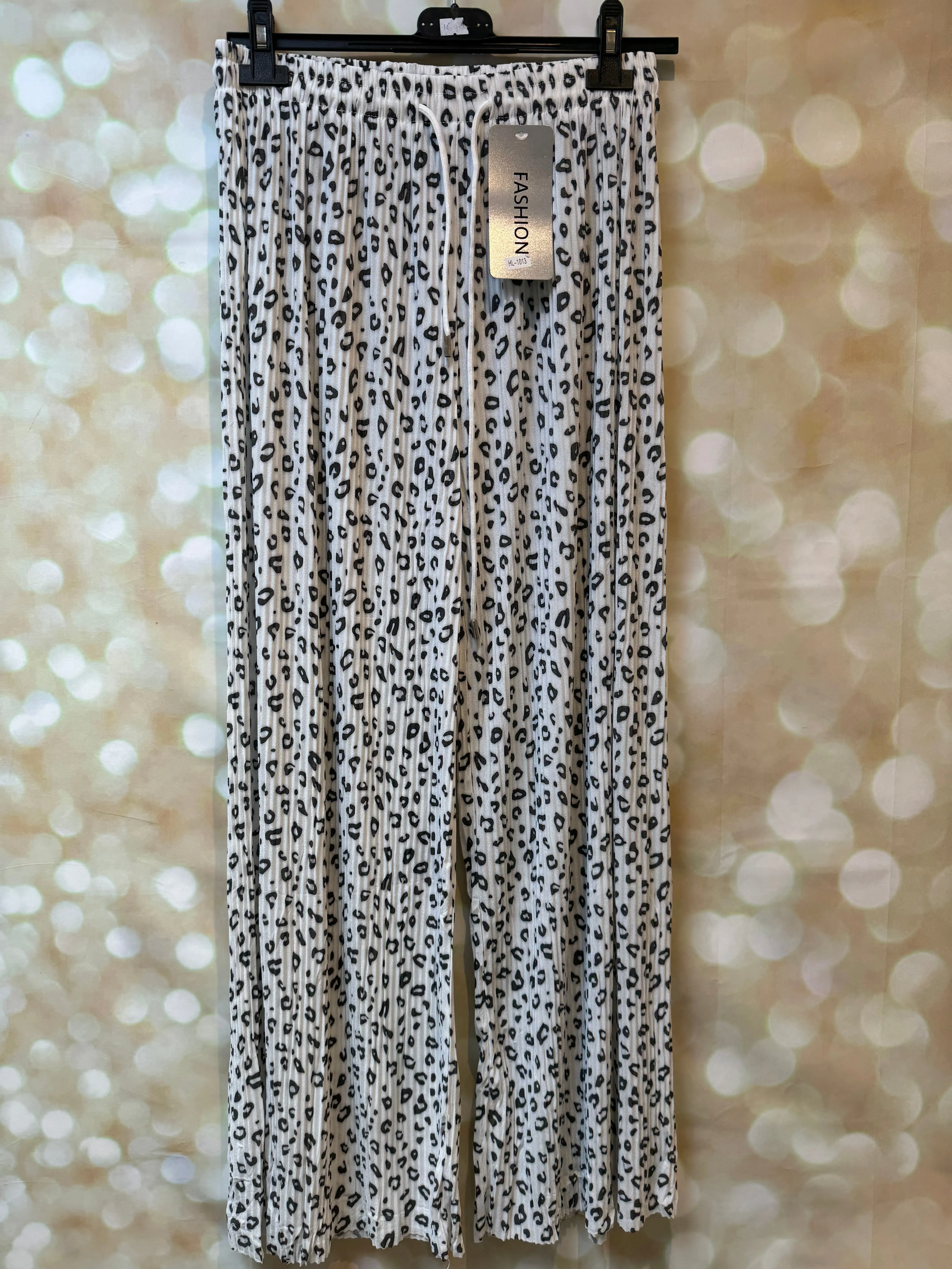 Pleated Wide leg  leopard palazzo trousers