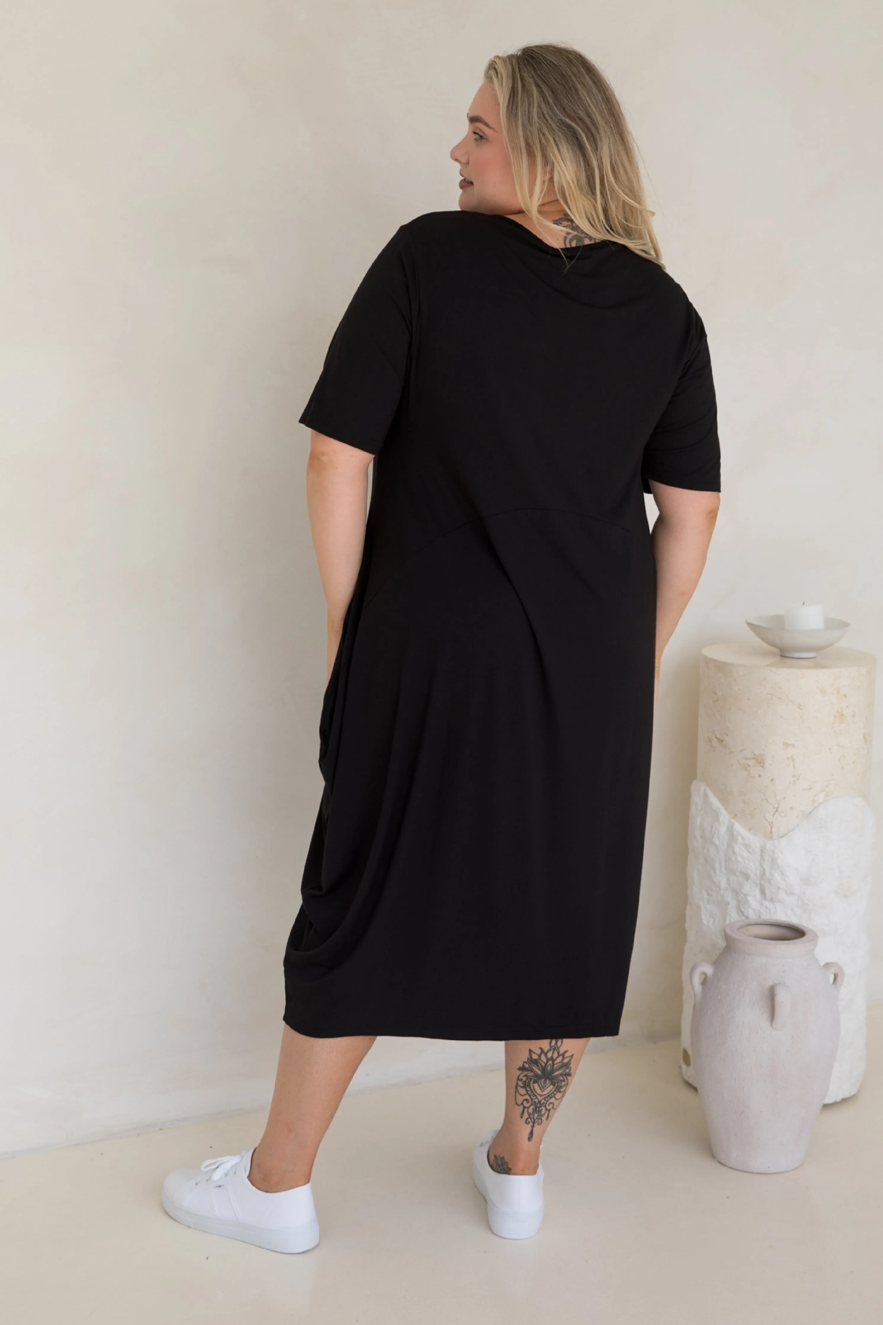 Short Sleeve Soho Dress in Black