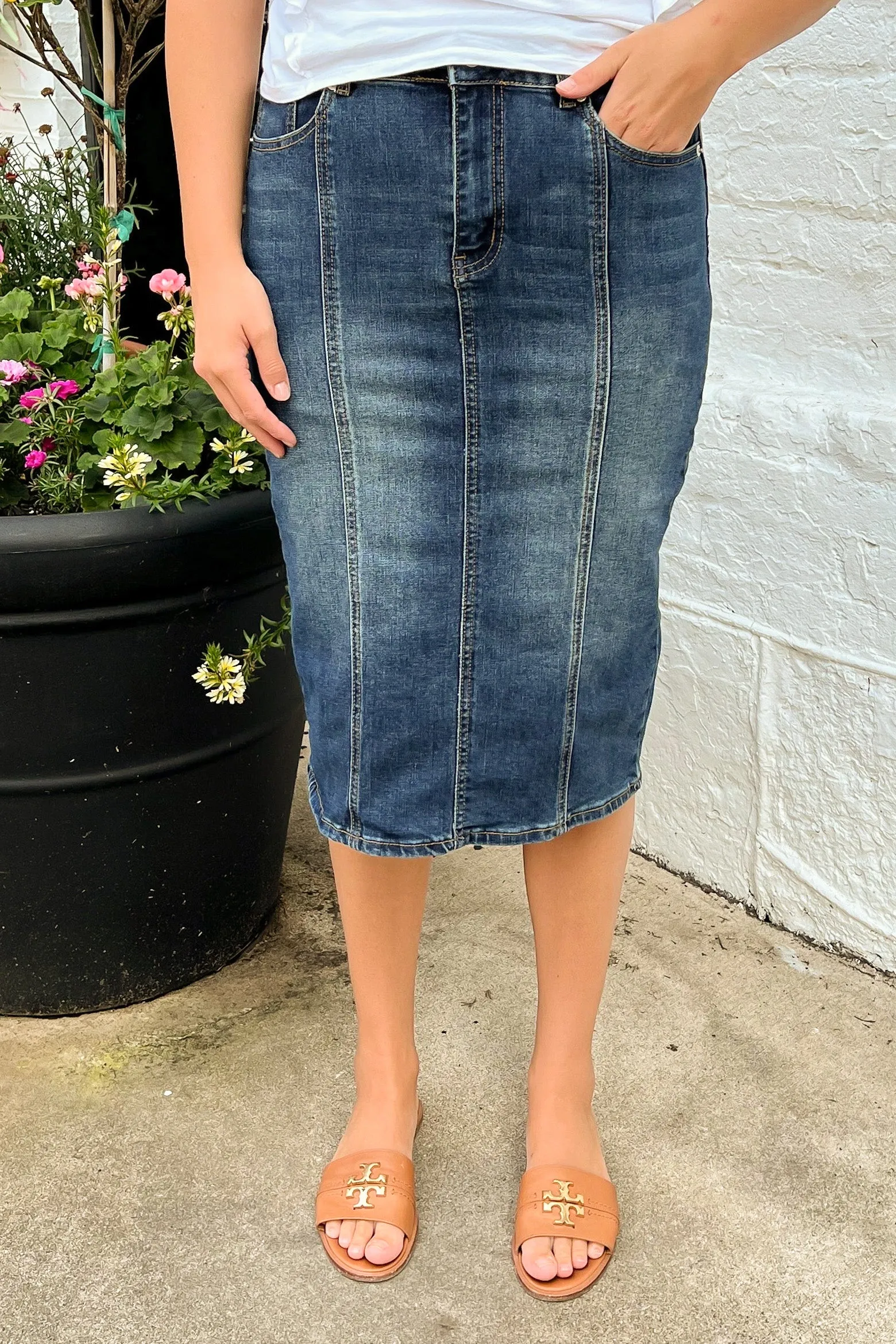 Wrenley Panel Denim Skirt in Vintage Wash